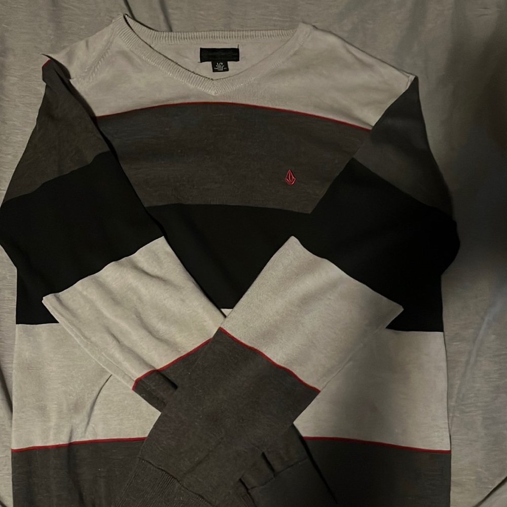 Volcolm sweater